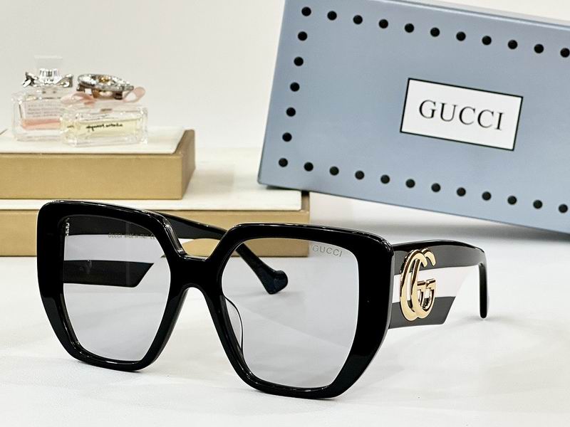 Gucci Glasses sms303